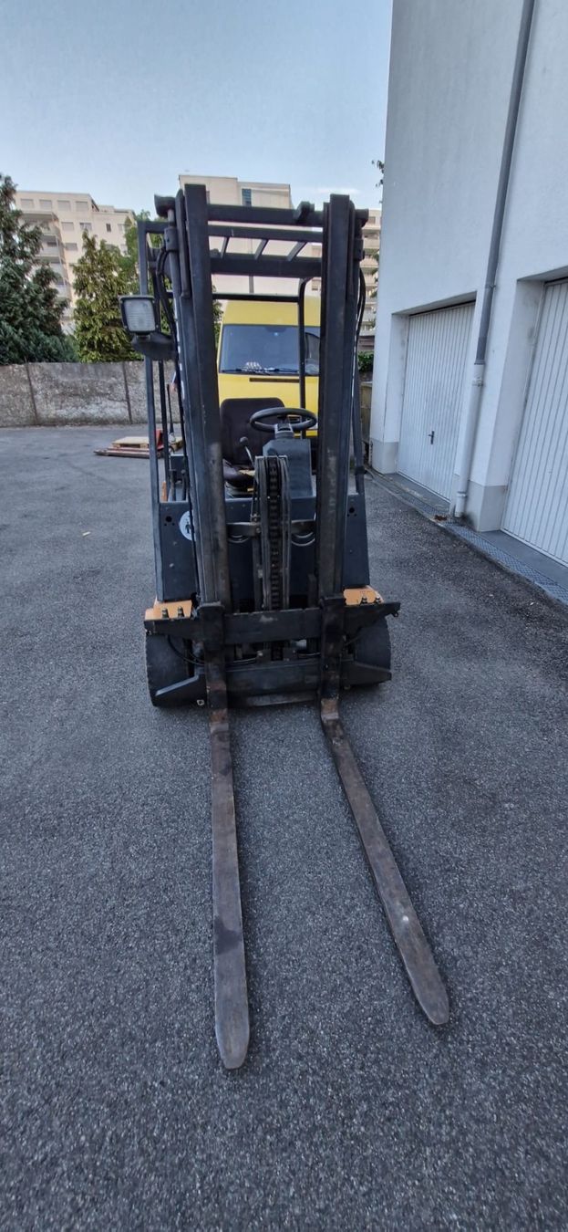 Still Carrelli elevatori e a forche: Stapler STILL – Usato da möhlin venduto da platzsimo