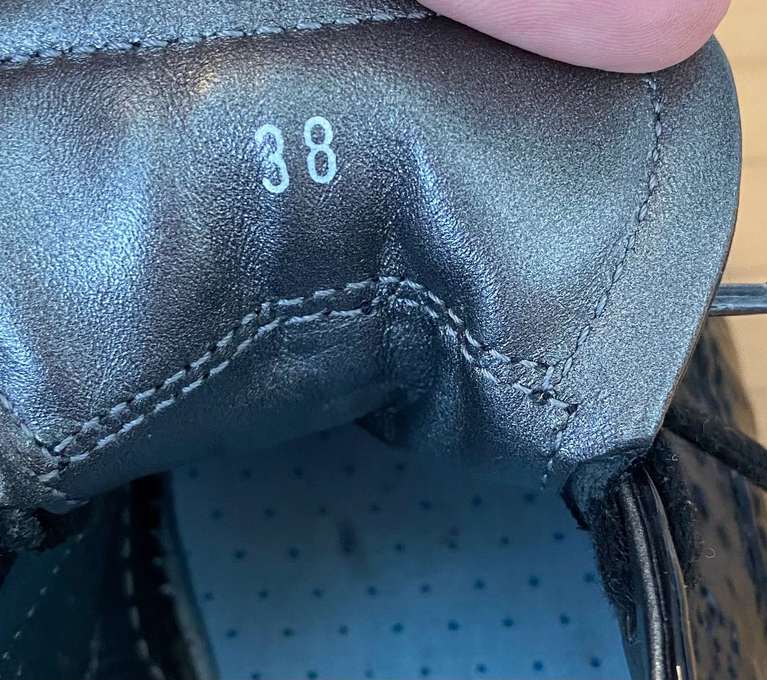 Hogan Damenschuhe: Hogan Schuhe Damen Gr. 38 – Gebraucht aus Frauenfeld von LIL_NA 8