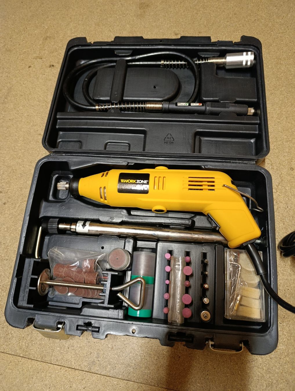 Smerigliatrici & Lucidatrici: Workzone Multi-Schleif & Gravur Set 135W - Neu & Original – Nuovo (secondo la descrizione) da Horgen venduto da Nicolelardi1987 1