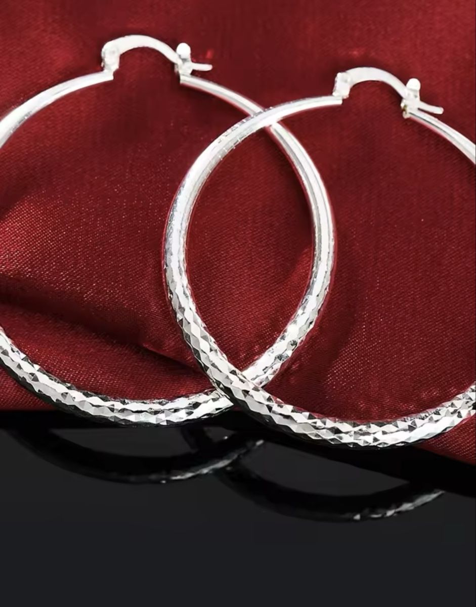 Orecchini pendenti & Orecchini a lobo: Créoles argentées,,Diamètre 5 cm – Nuovo e nell'imballaggio originale da Veytaux venduto da 81v_2xqb 1
