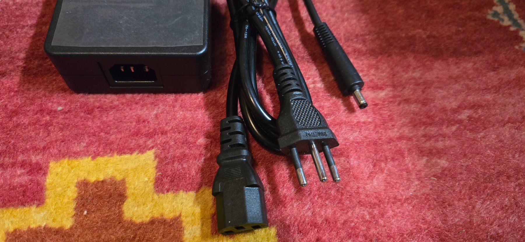 Acer Caricabatterie: Alimentatore Acer – Nuovo (secondo la descrizione) da Vacallo venduto da Sirvio999 2