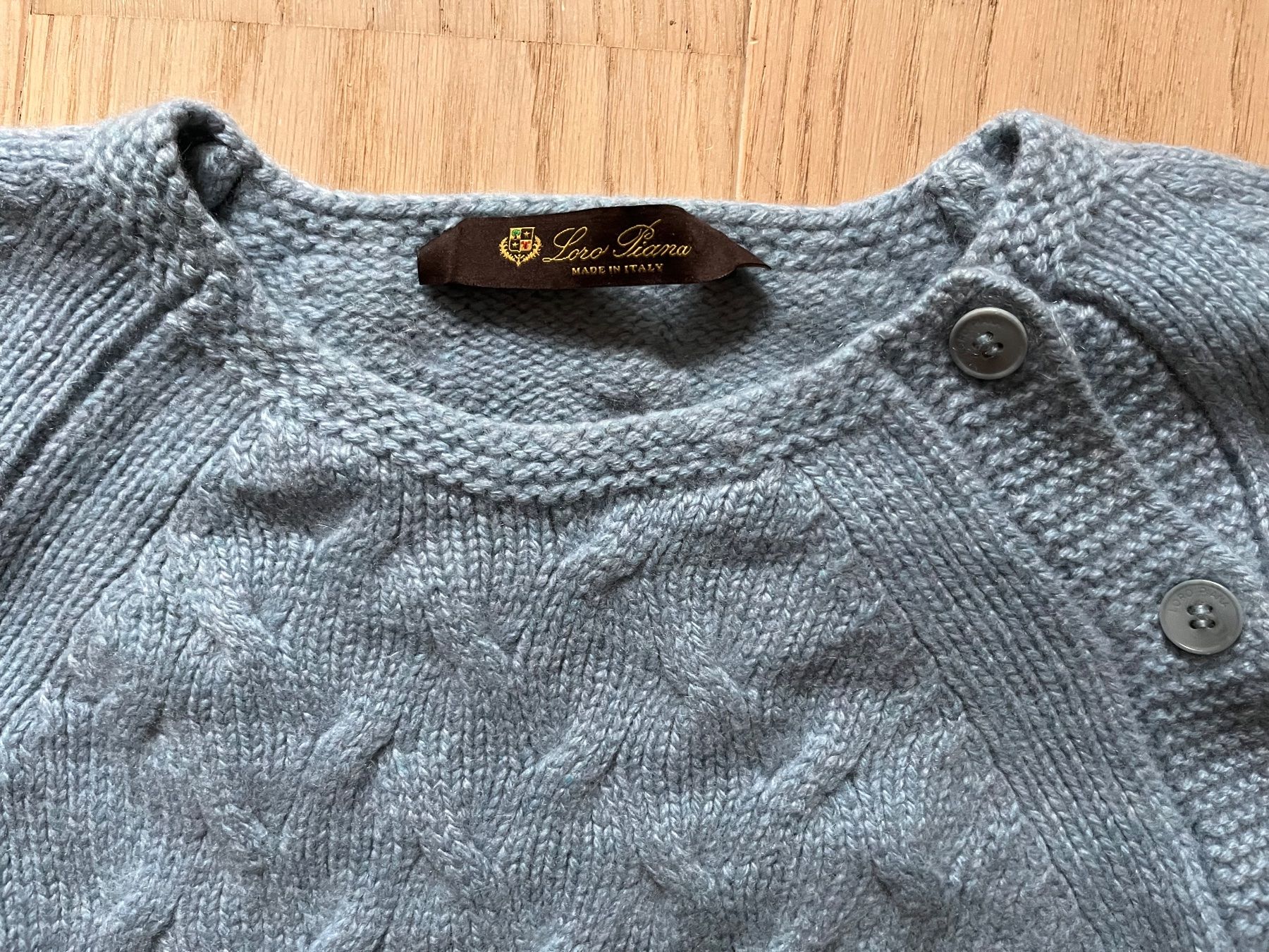 Maglioni & Felpe: Original Loro Piana Kaschmir Pullover Gr S – Usato da Engelberg venduto da weisserstern