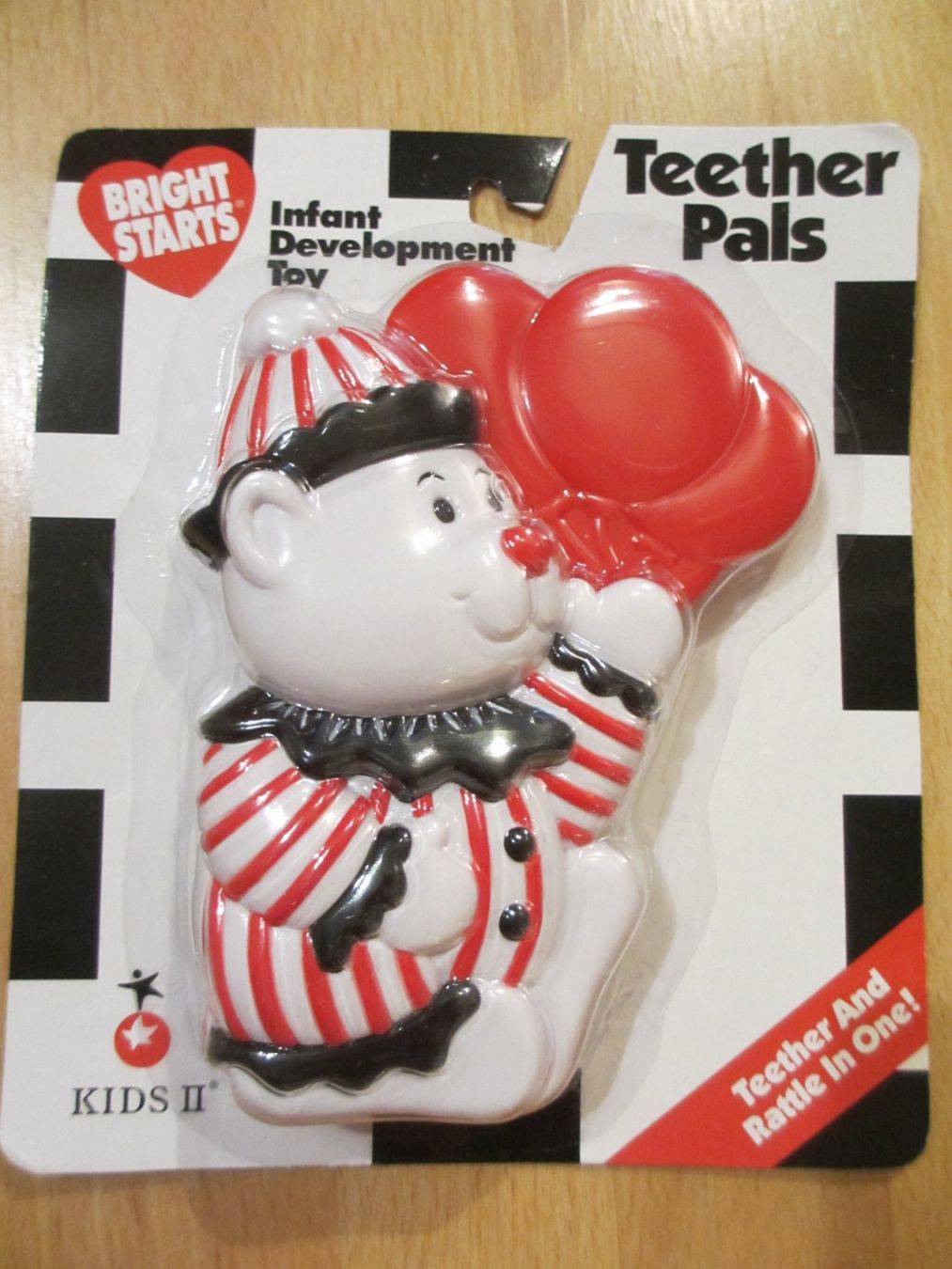 Succhiotti & catenelle porta ciuccio: Baby Spielzeug -Beissring Greifling - neu – Nuovo e nell'imballaggio originale da Herisau venduto da fan_h9qj