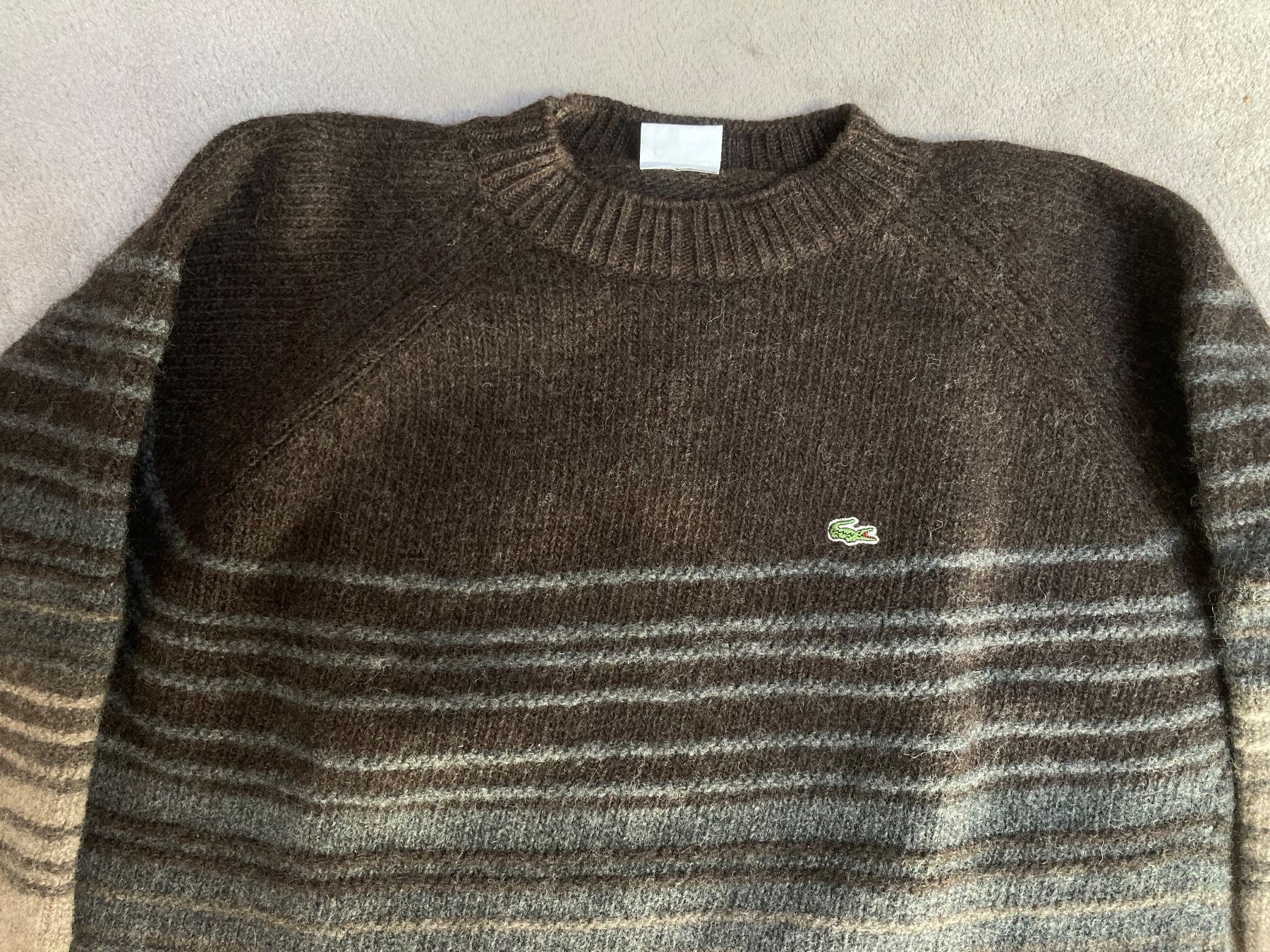 Lacoste Pullover & Sweatshirts: Wool sweater / 100% Wool / Lacoste / taille 6 (L) – Gebraucht aus Froideville von EL.YACHT.Okaz 1