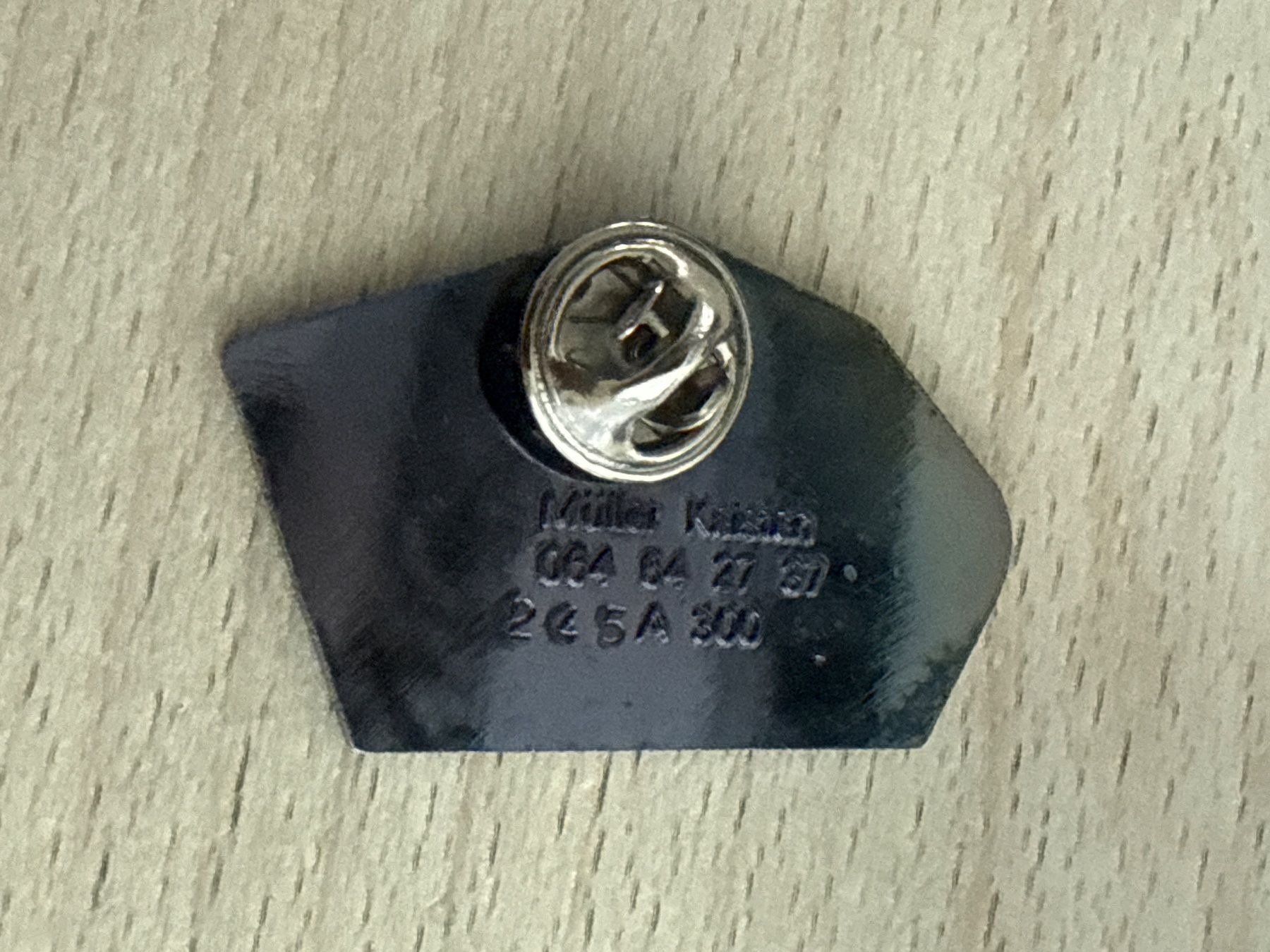 Plaketten & Abzeichen: Pin Splitter Jules Hans Stumpä – Gebraucht aus Glattbrugg von Schweigmatt 1