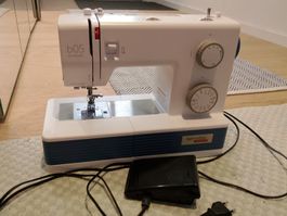 Bernette b05 Academy Nähmaschine - Swiss Design, Top!