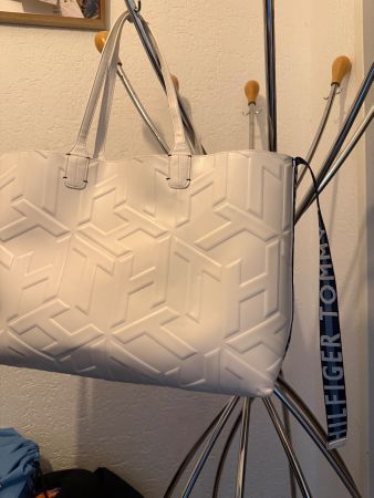Tommy Hilfiger Damenhandtasche, weiss, neuwertig!