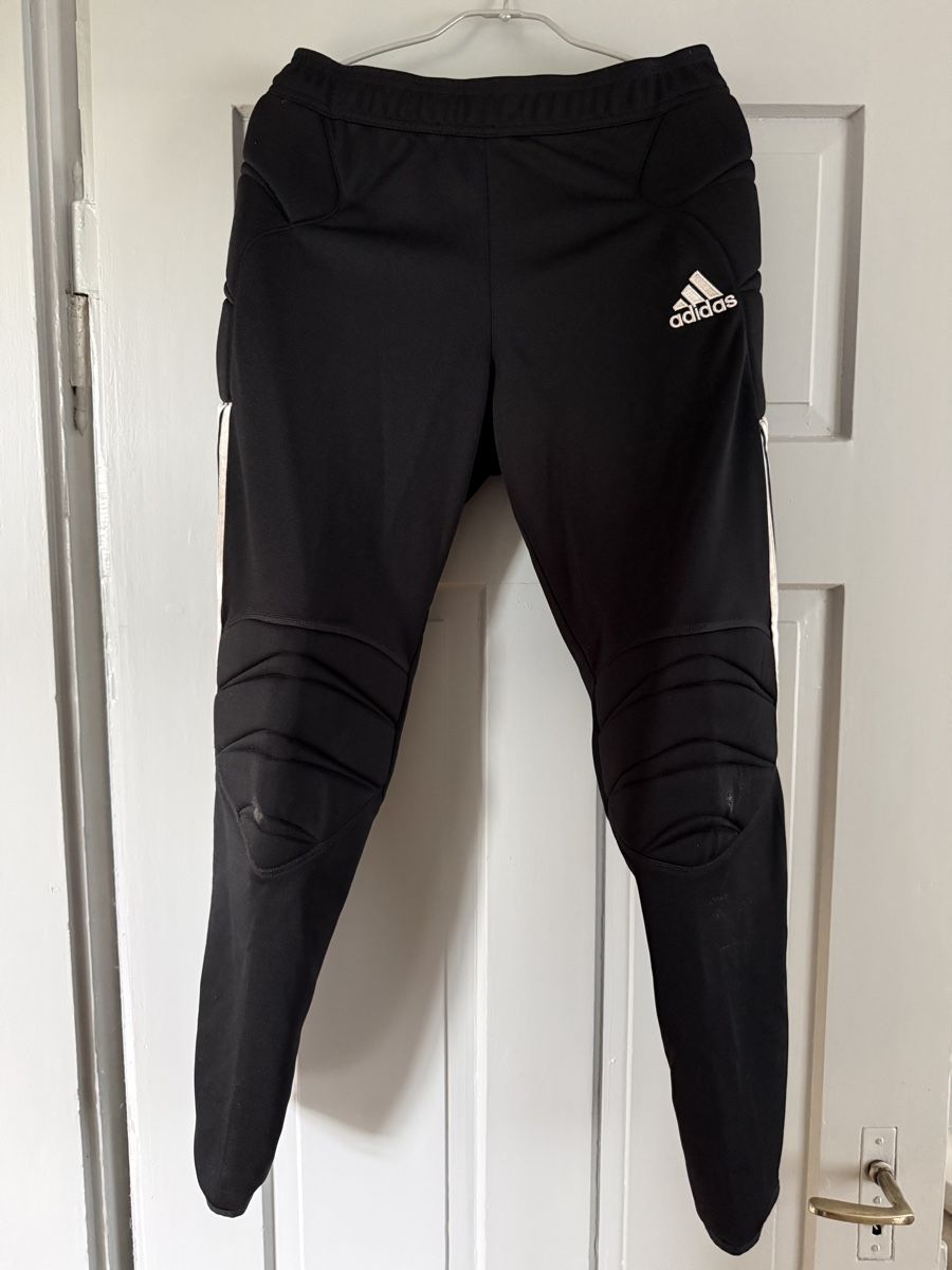 Adidas Pantaloni: Adidas Torwarthose schwarz Grösse M – Usato da Schlieren venduto da sam-ebni