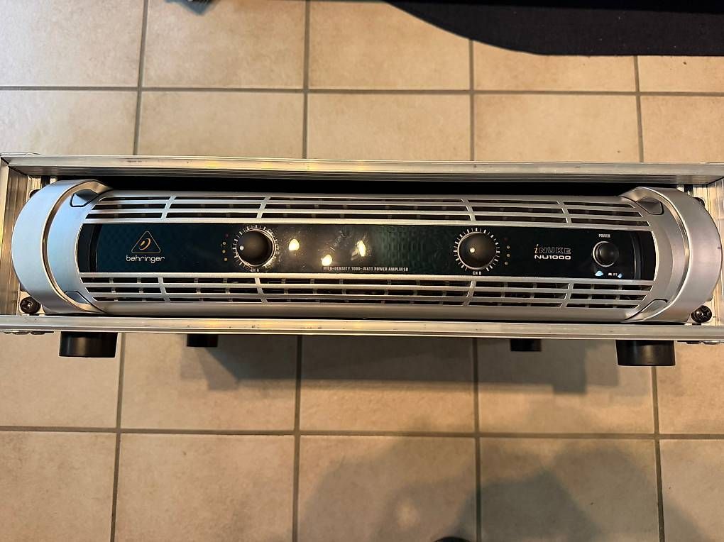 Musikinstrumente: Endstufe Behringer NU1000 iNuke – Gebraucht aus Kaisten von Andy_Leo