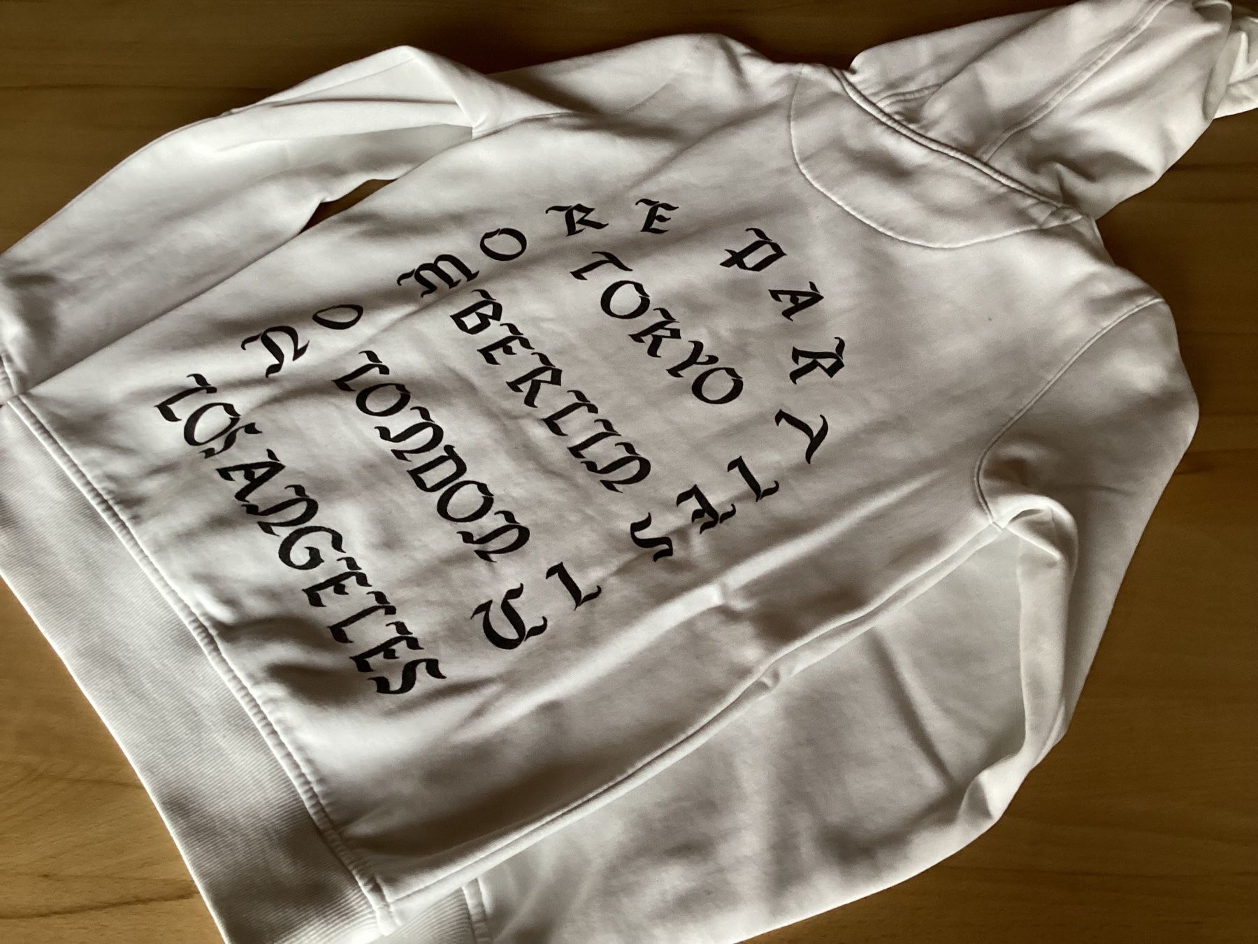 Snipes Pullover & Sweatshirts: Hoody Mr. Tee, LA, Gr. XS, Snipes – Gebraucht aus Schinznach Dorf von Balz1968 1