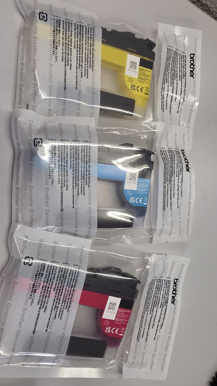 Brother Cartucce per stampanti & toner: LC426 Brother Drucker Patronen – Nuovo (secondo la descrizione) da Frick venduto da Chippy11