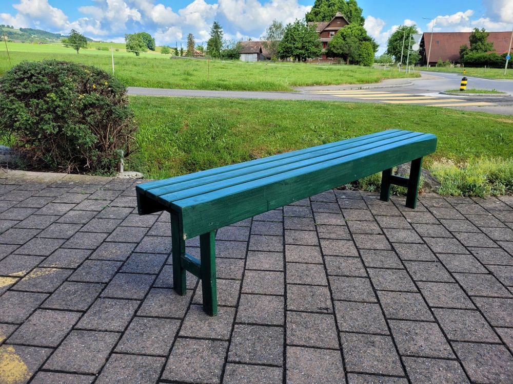 Vintage Holzbank, Gartenbank, Sitzbank Grüne Bank aus Holz Kaufen auf