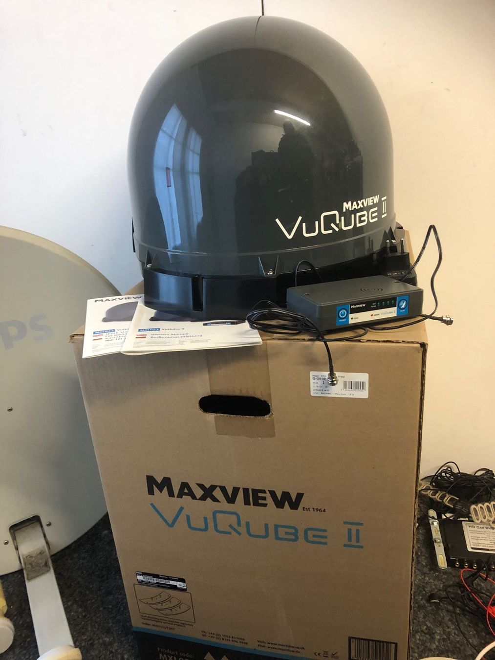 Ricevitori: Satellitenschüssel / Receiver / Antennen – Usato da Schwanden GL venduto da Doctor303 5