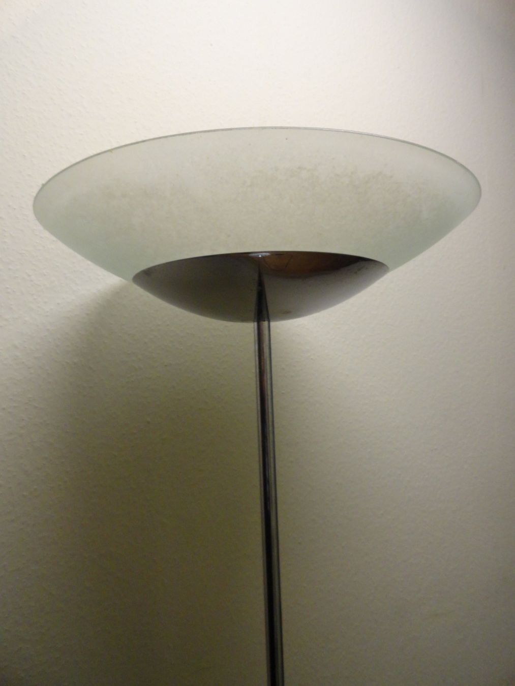 Lampade: Halogen-Lampe mit Dimmer – Difettoso da Allschwil venduto da TecBees 1