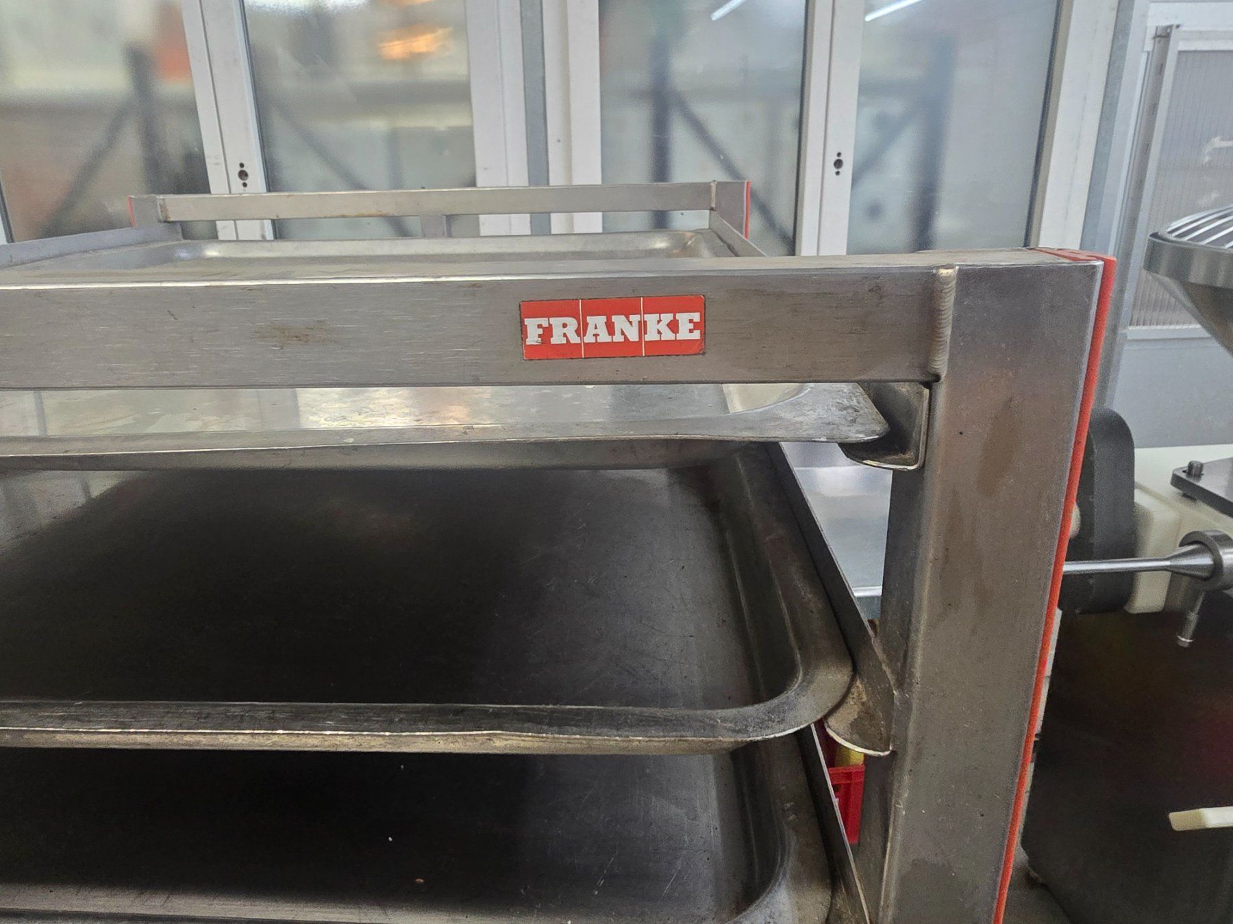 Komplettküchen: Franke Backblechwagen mit 15 Einschüben gebraucht – Gebraucht aus Niederrohrdorf von Carinhoso 2