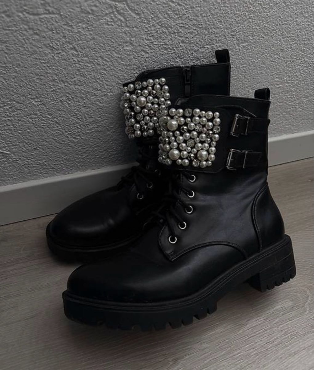 Chaussures femmes: Stiefel, Neu – Neuf (Voir description) à Tennwil par Zaylaaa