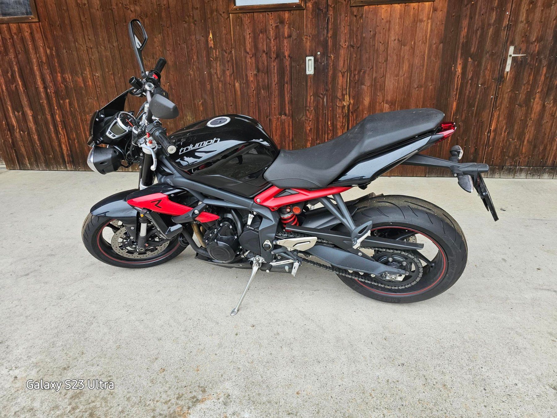 Triumph Strada: Triumph Street Triple R – Usato da Oberweningen venduto da Repair1 2