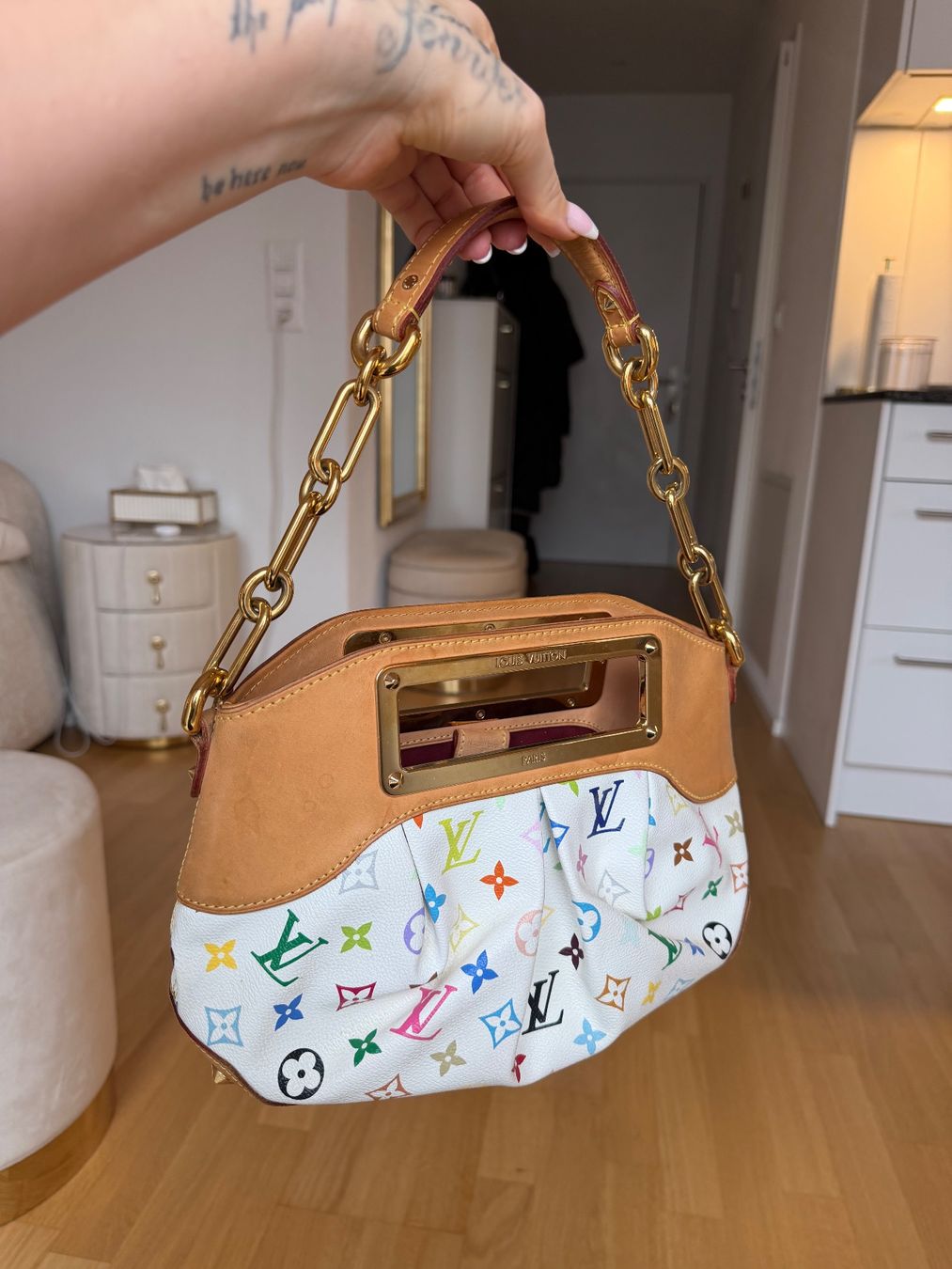 Louis Vuitton Taschen: Louis Vuitton Monogram Multicolore Ursula – Gebraucht aus Neuhausen am Rheinfall von jen_2bcj 1