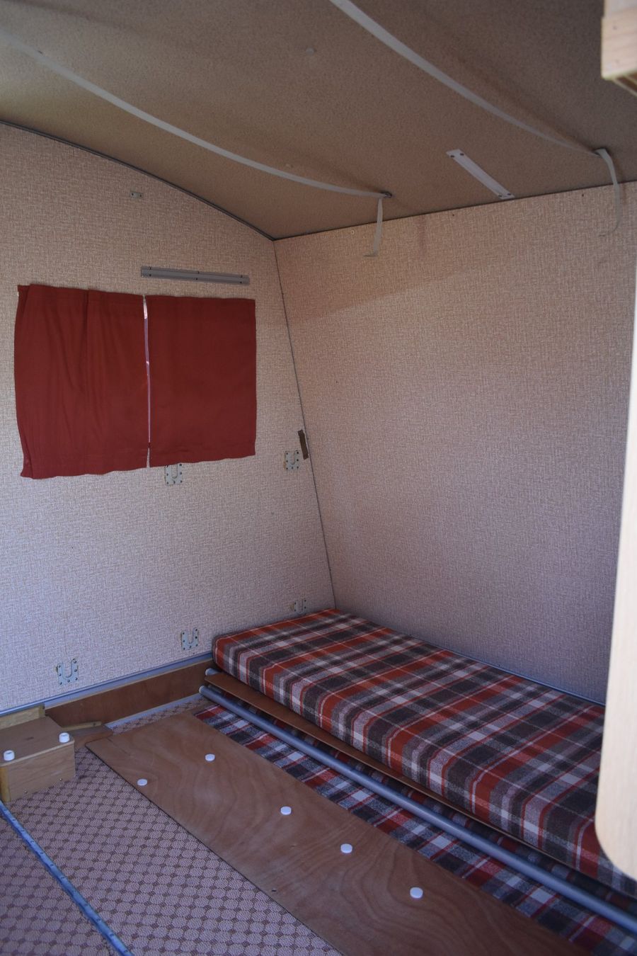 Rapido Camping Fahrzeuge: Rapido Caravane – Gebraucht aus Adelboden von Yummy1 3