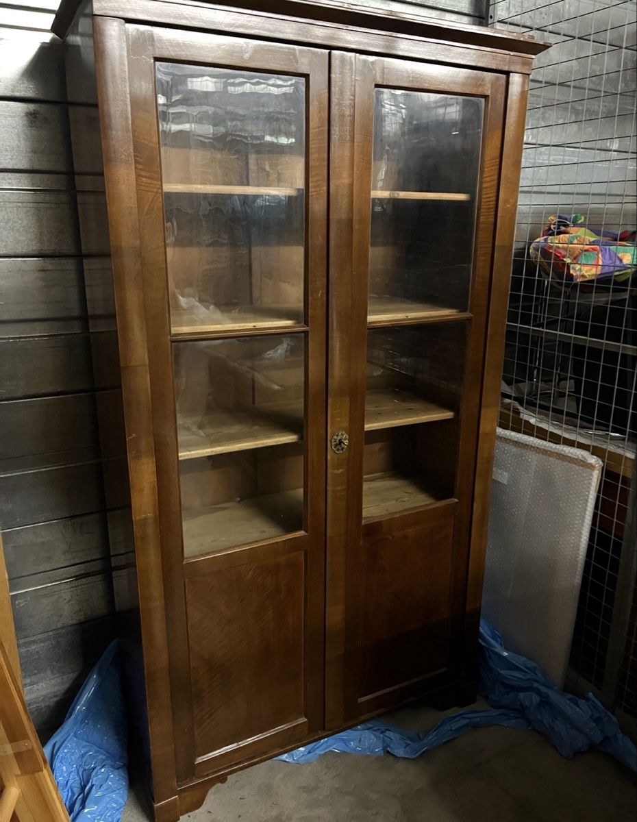 Vitrinen: Antike Vitrine – Gebraucht aus Baar von Marwar 1