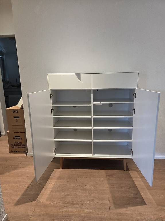 Armadi: Schuhschrank – Usato da Grüt (Gossau ZH) venduto da caboe 1