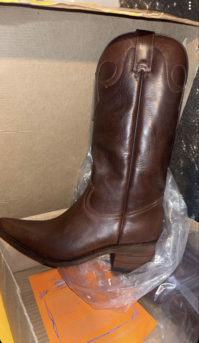 Scarpe da uomo: Santiags Buffalo  – Nuovo e nell'imballaggio originale da Genève venduto da tch_dw9w