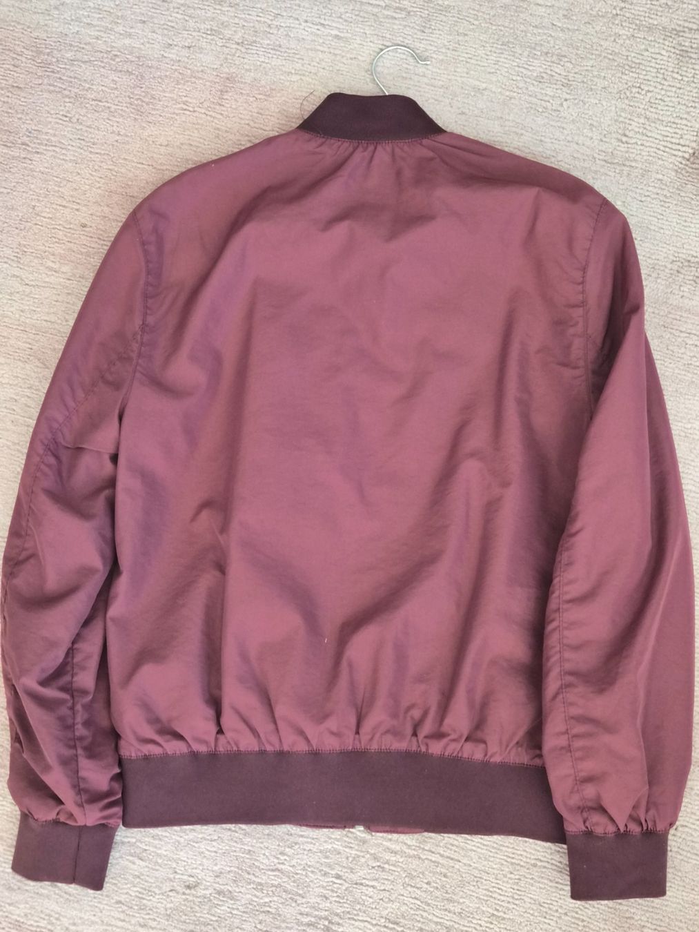H&M Giacche & Cappotti: Rote Bomberjacke, H&M – Usato da Greifensee venduto da dom_5w72 2
