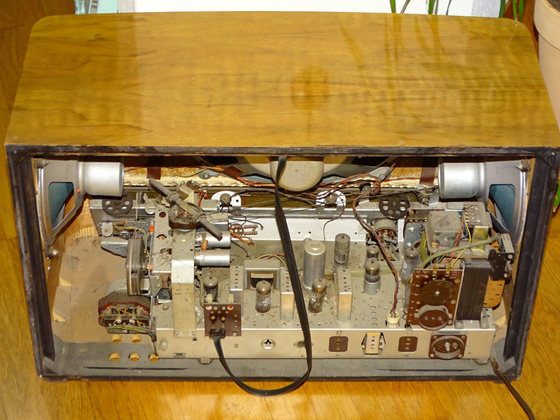 Saba Radios: Saba Freiburg 7 – Defekt aus Hirzel von Musicman03 3