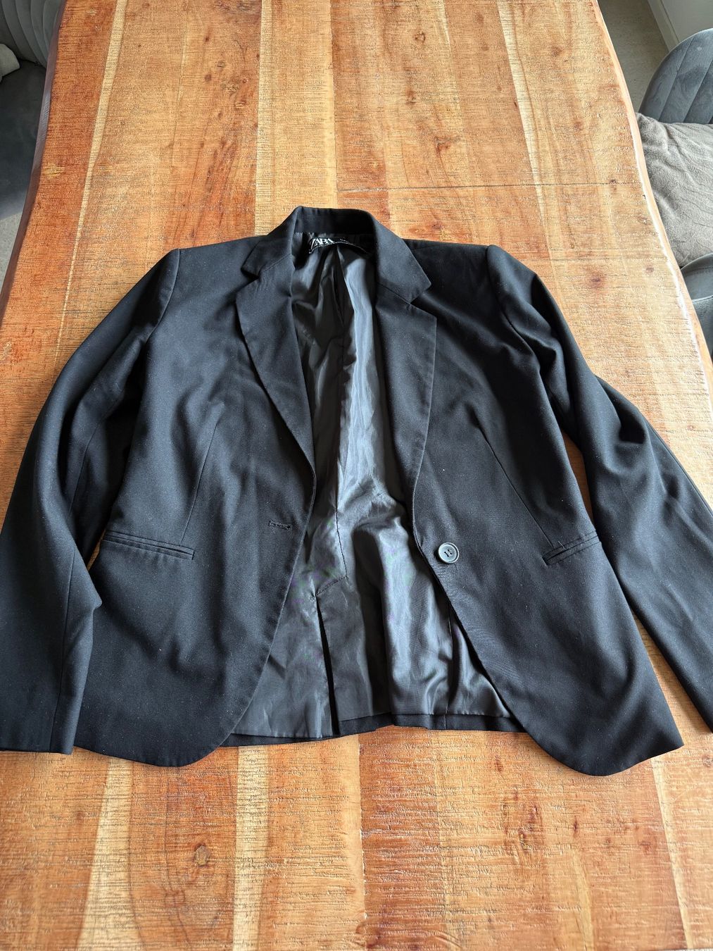 Zara Completi & Tailleur: Blazer Damen – Usato da Rain venduto da Trusso