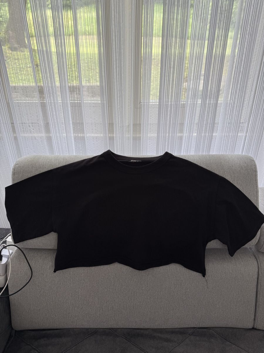 Asos Tops: top crop nero Taglia S – Gebraucht aus Lugano von ari_2v6v 1