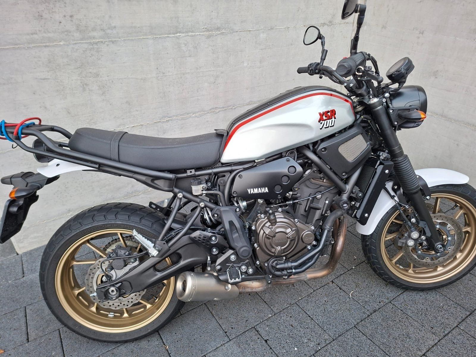 Yamaha Strada: Yamaha XSR 700 – Usato da Röschenz venduto da Abbi1