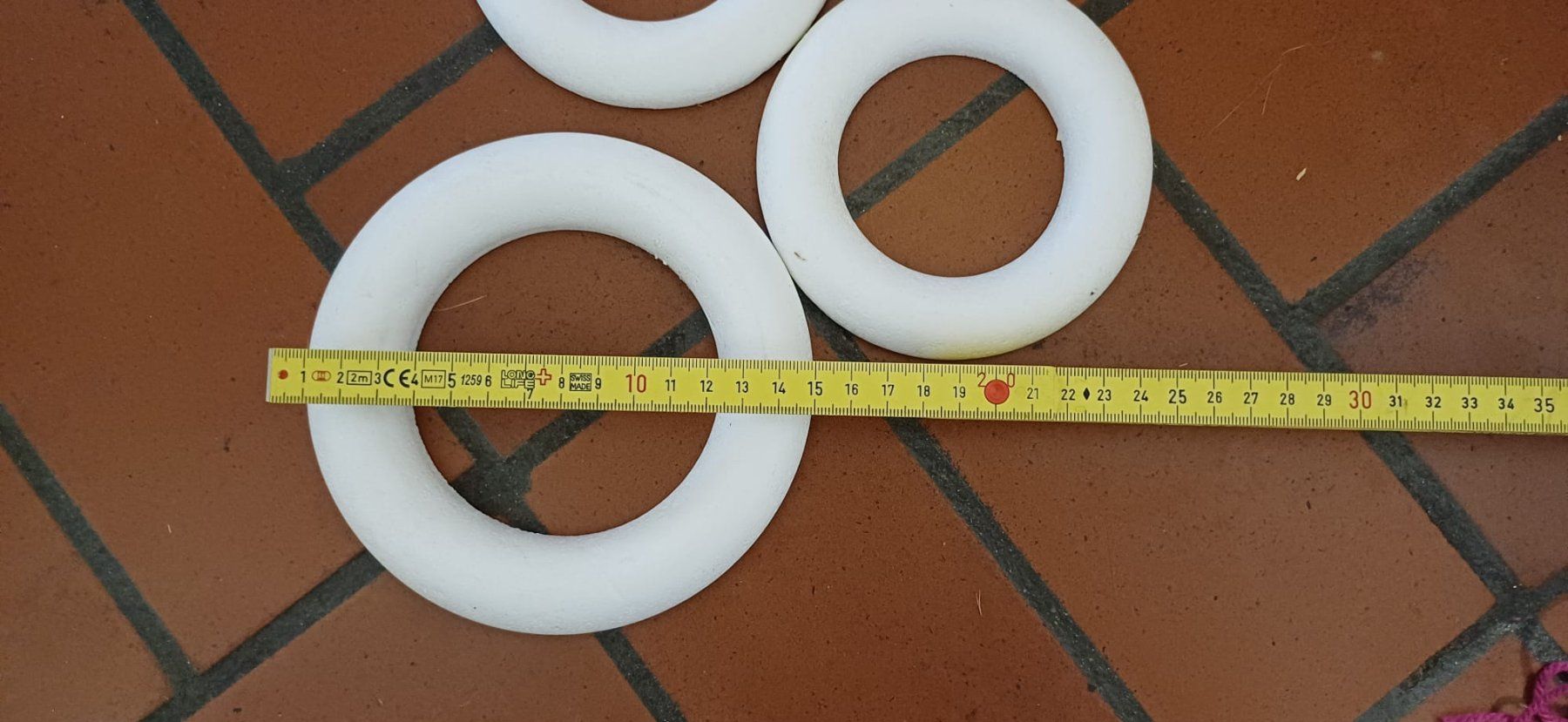 Tutte le decorazioni: Couronne en polystyrène pour bricolage – Nuovo (secondo la descrizione) da Payerne venduto da jea_m6nb 8