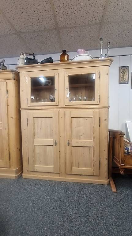 Armadi: Tannenholzschrank – Usato da Biglen venduto da adrian017 1