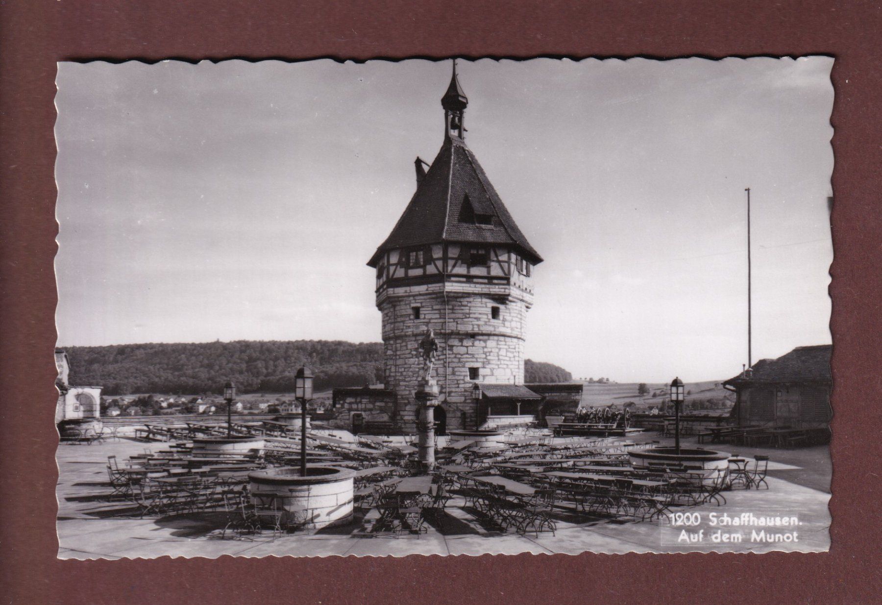 Cartoline postali: SCHAFFHAUSEN - Auf dem Munot – Usato da Pully venduto da nicecards-shop