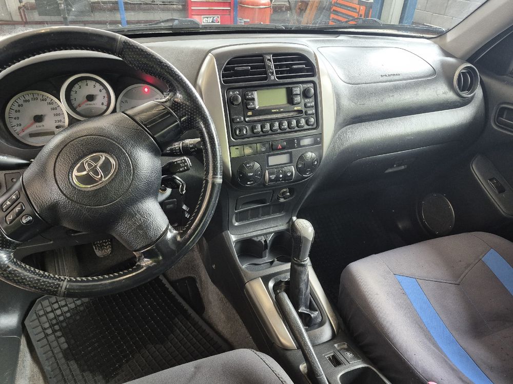 Toyota Automobili: toyota rav 4 – Usato da Biasca venduto da GiuaninDelaVigna 2