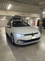 VW Golf VIII, Top Zustand, mit Dachbox.