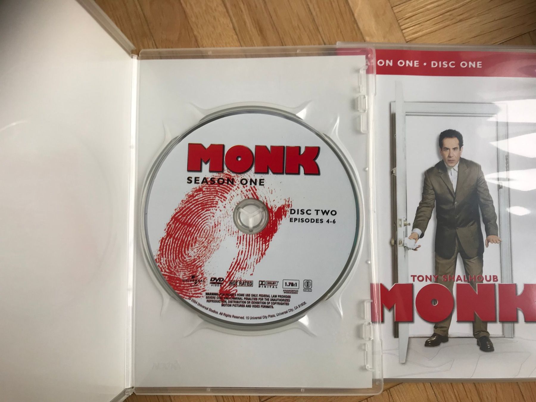 Tutti i DVDs: Monk - Season One - DVD – Usato da Zürich venduto da Malcom 5