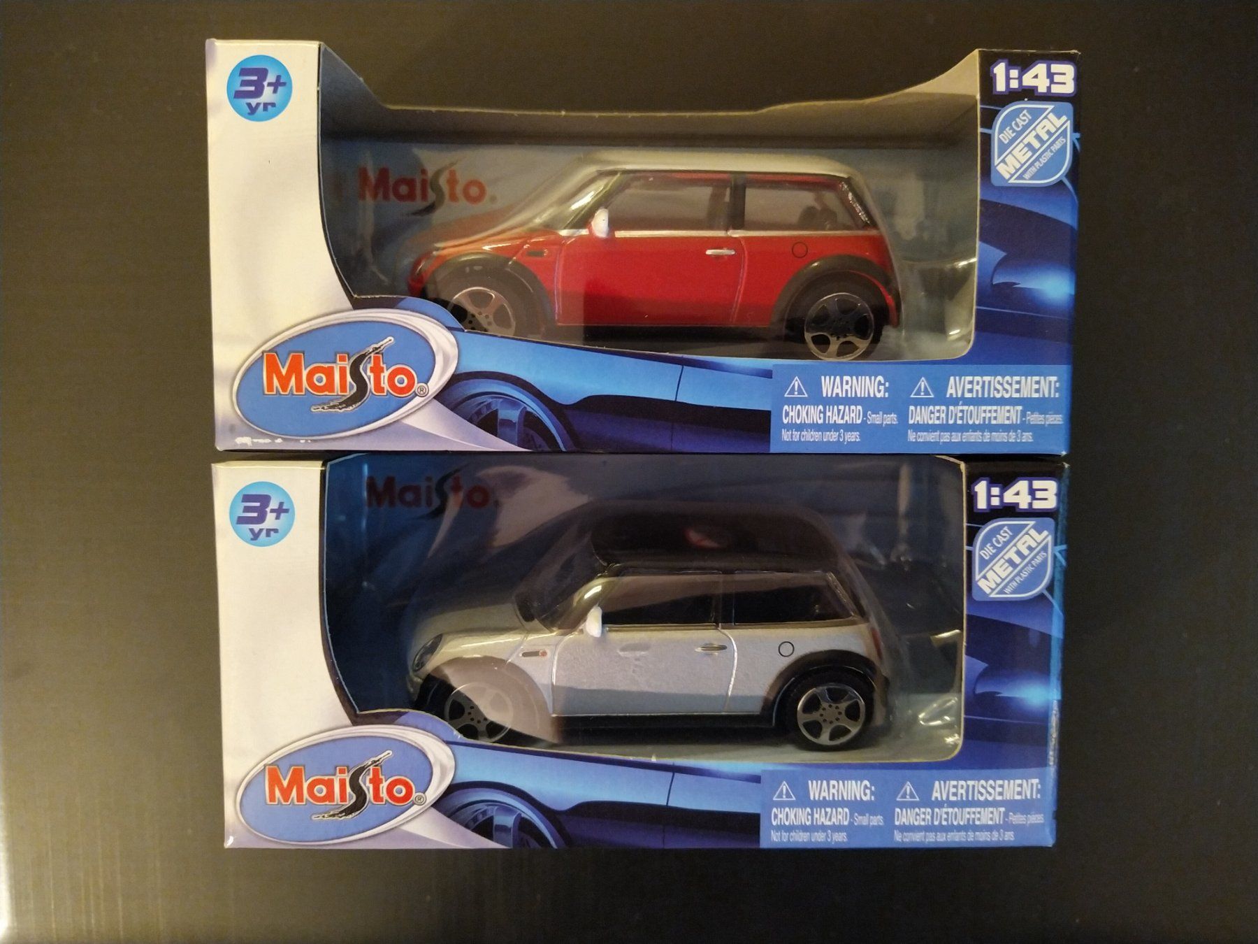 Maisto Modellini d'auto: 2 Mini Maisto 1:43 von 2005 & 2007 – Nuovo e nell'imballaggio originale da Bern venduto da micky031
