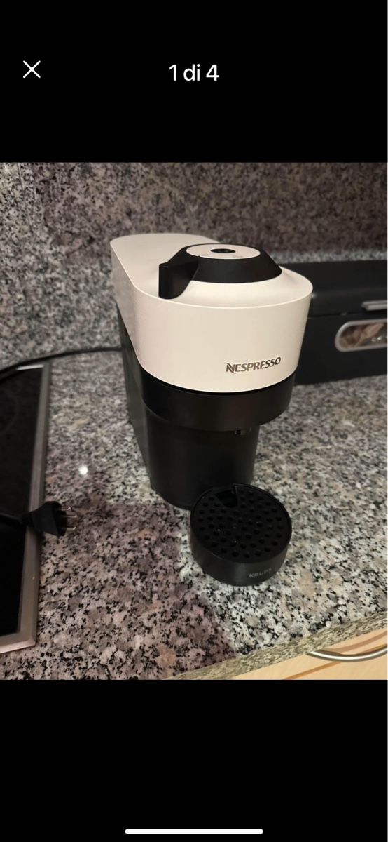 Nespresso Machines à café & Machines à expresso: MACCHINA NESPRESSO VERTUO CON ACCESSORI – D'occasion à Gordola par Topino02