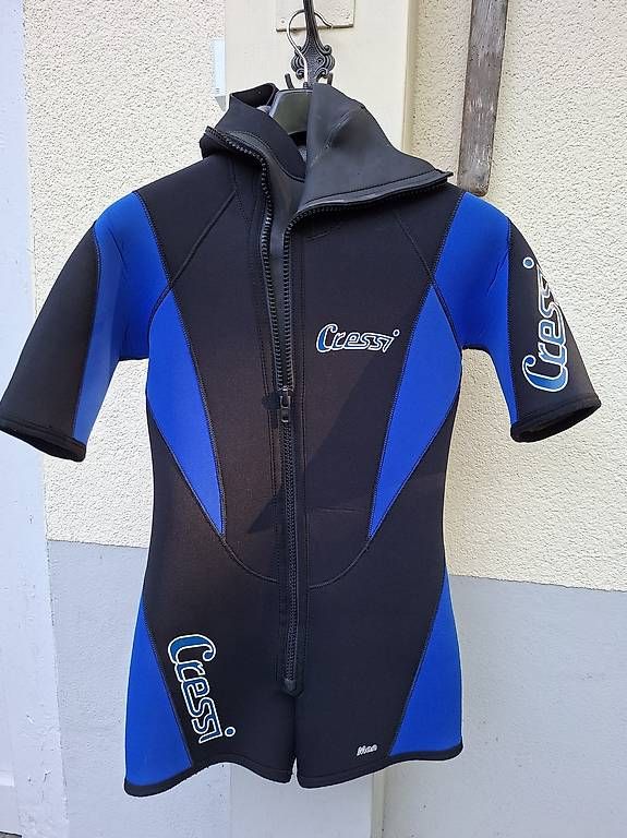 Tauchanzüge: Neopren Shorty – Gebraucht aus Muri AG von Eichhofman