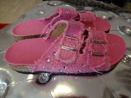 Neue Pantoletten mit viel Strass Gr.42