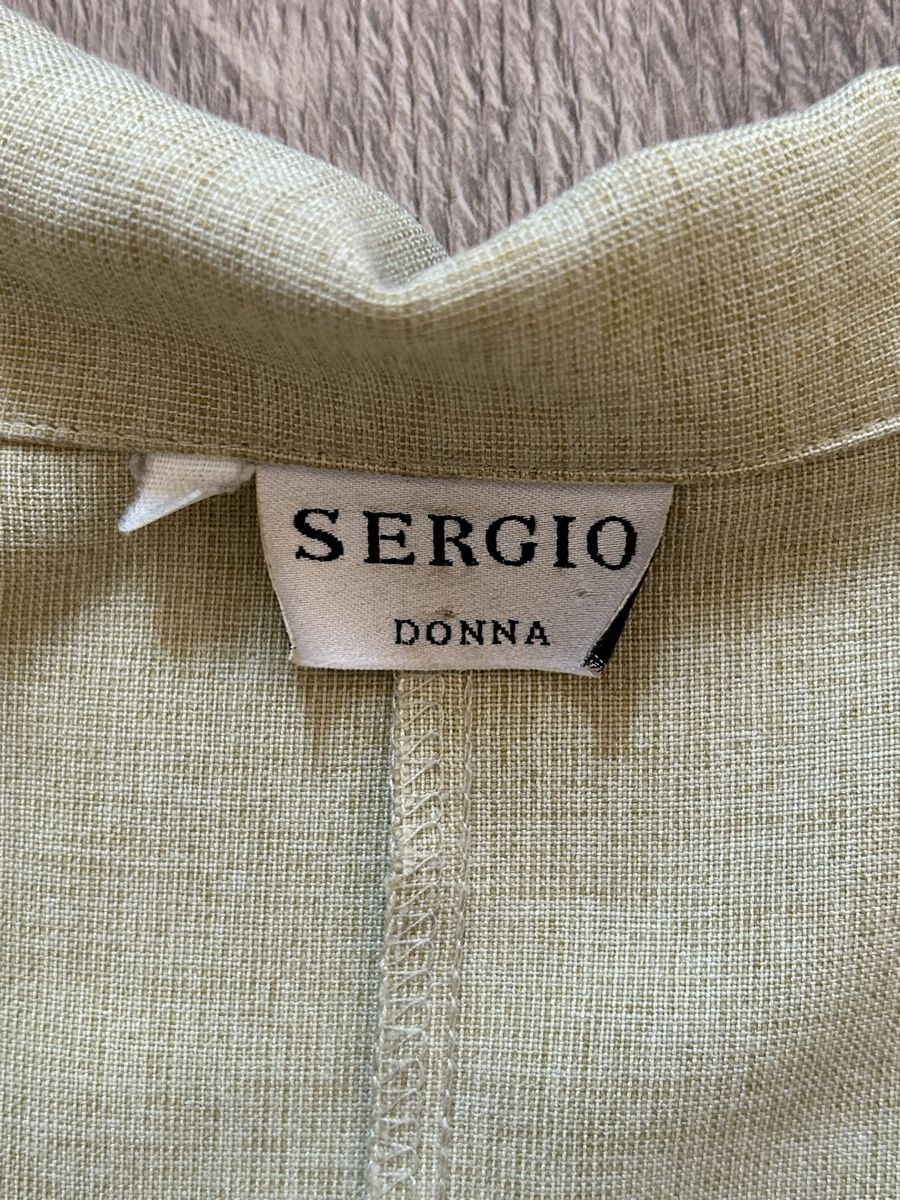 Blusen: Veste Sergio Donna verte taille 40 état neuf – Neu (gemäss Beschreibung) aus Geneveys-Coffrane von h3ll0punky 3