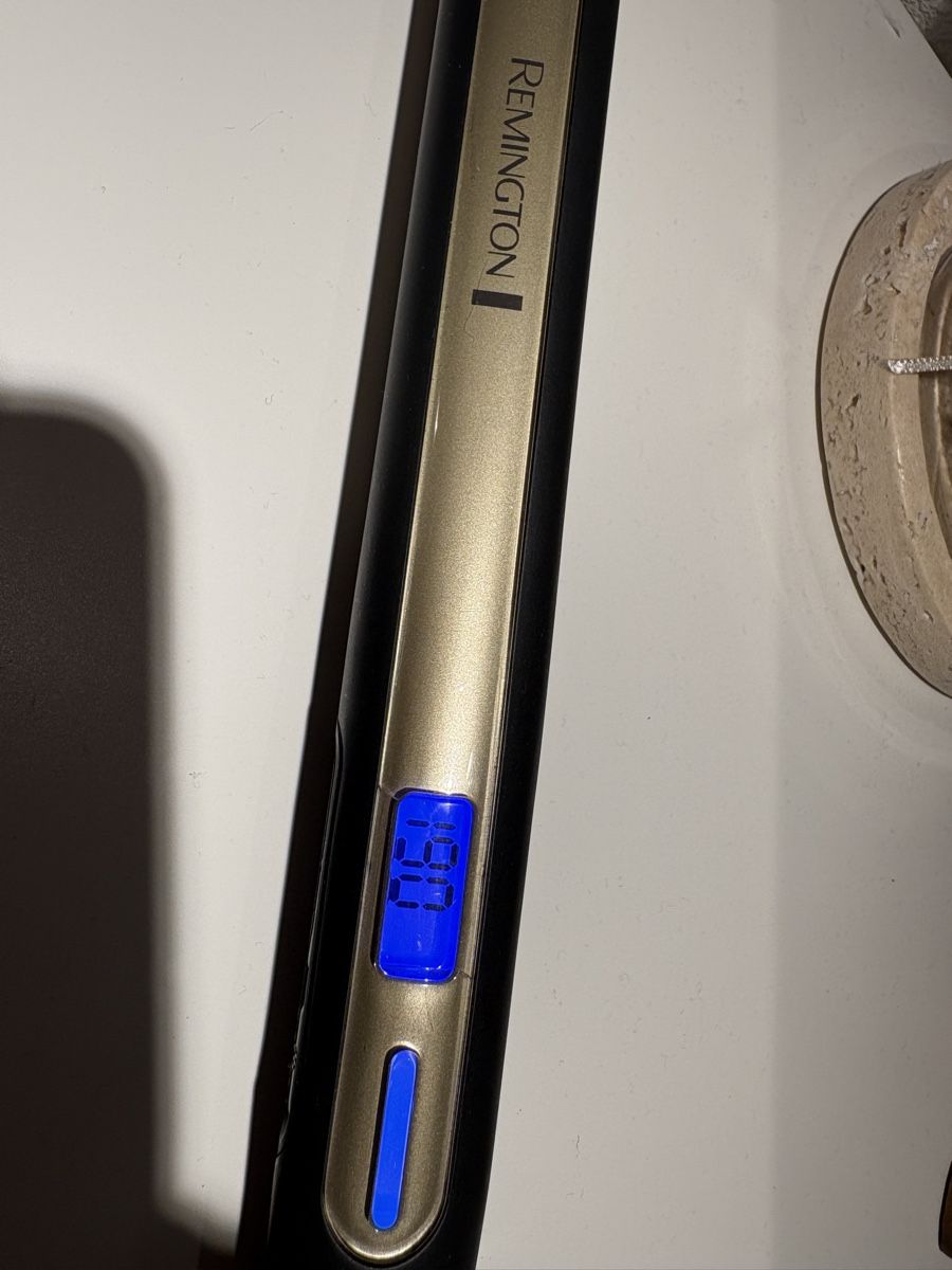 Remington Piastre & Arricciacapelli: Remington Haarglätter – Usato da Schangnau venduto da leo_82zx 3