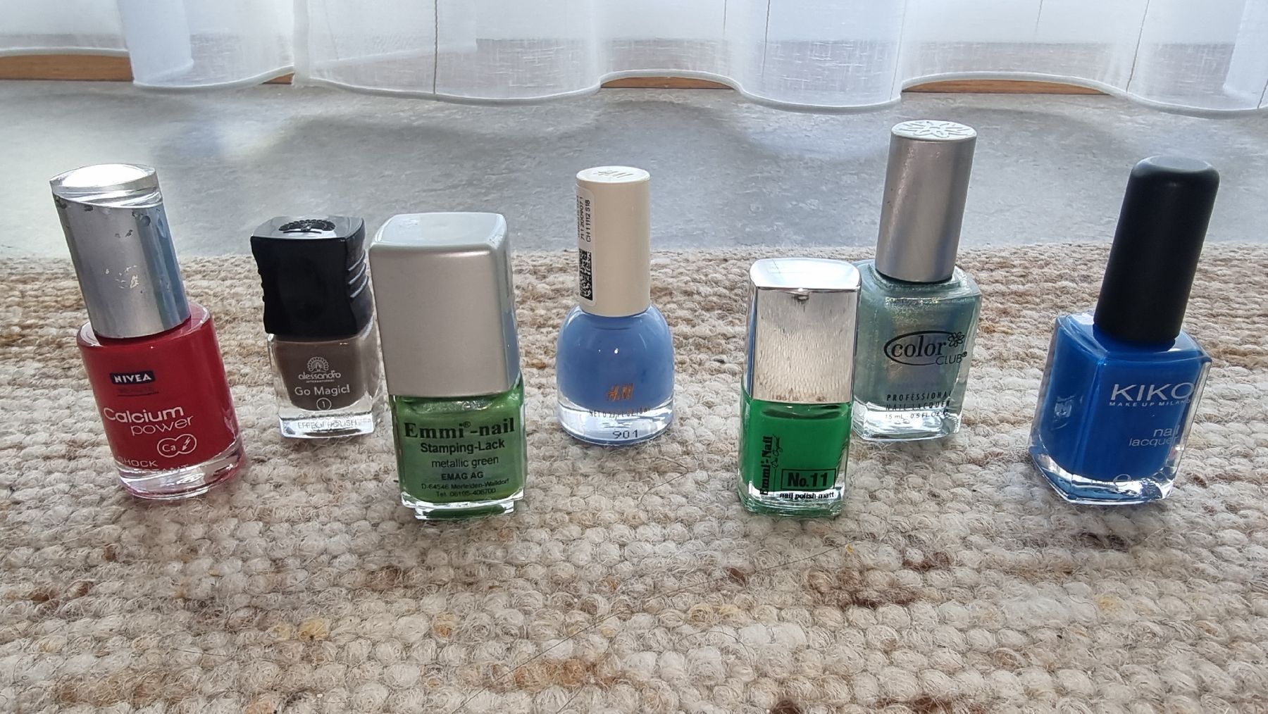 Nagellack: Diverse Nagellacke und Nailtips  – Gebraucht aus Chur von laramente 1