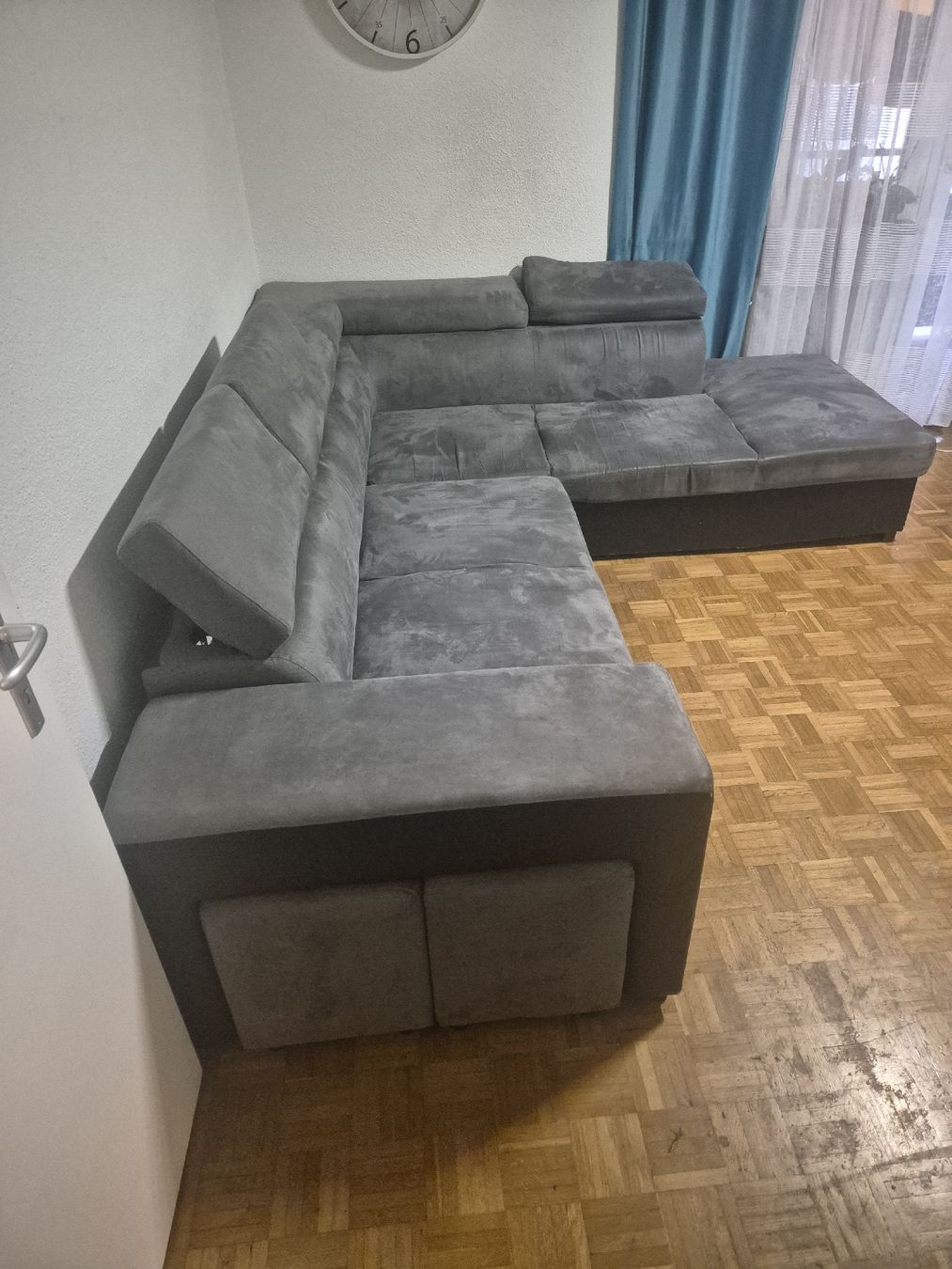 Sofas: Ecksofa zu verschenken – D'occasion à Däniken SO par dan_2xqp