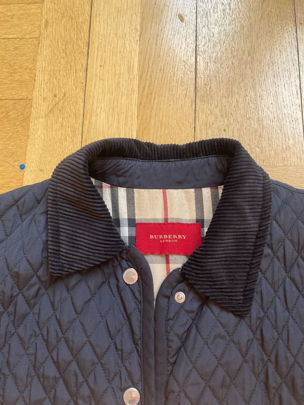 Burberry Giacche: BURBERRY GESTEPPTE JACKE NAVY – Usato da Zürich venduto da ilj_b22t 4