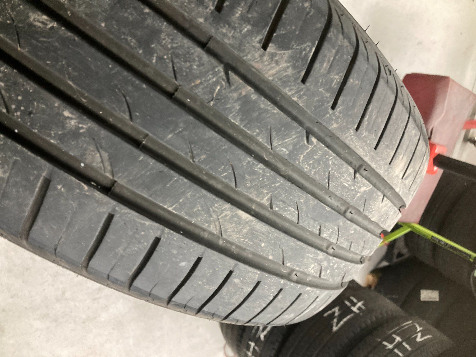 Pneus & Kompletträder: 205/55R16 Sommerpneu – Gebraucht aus Cham von WB2223 4