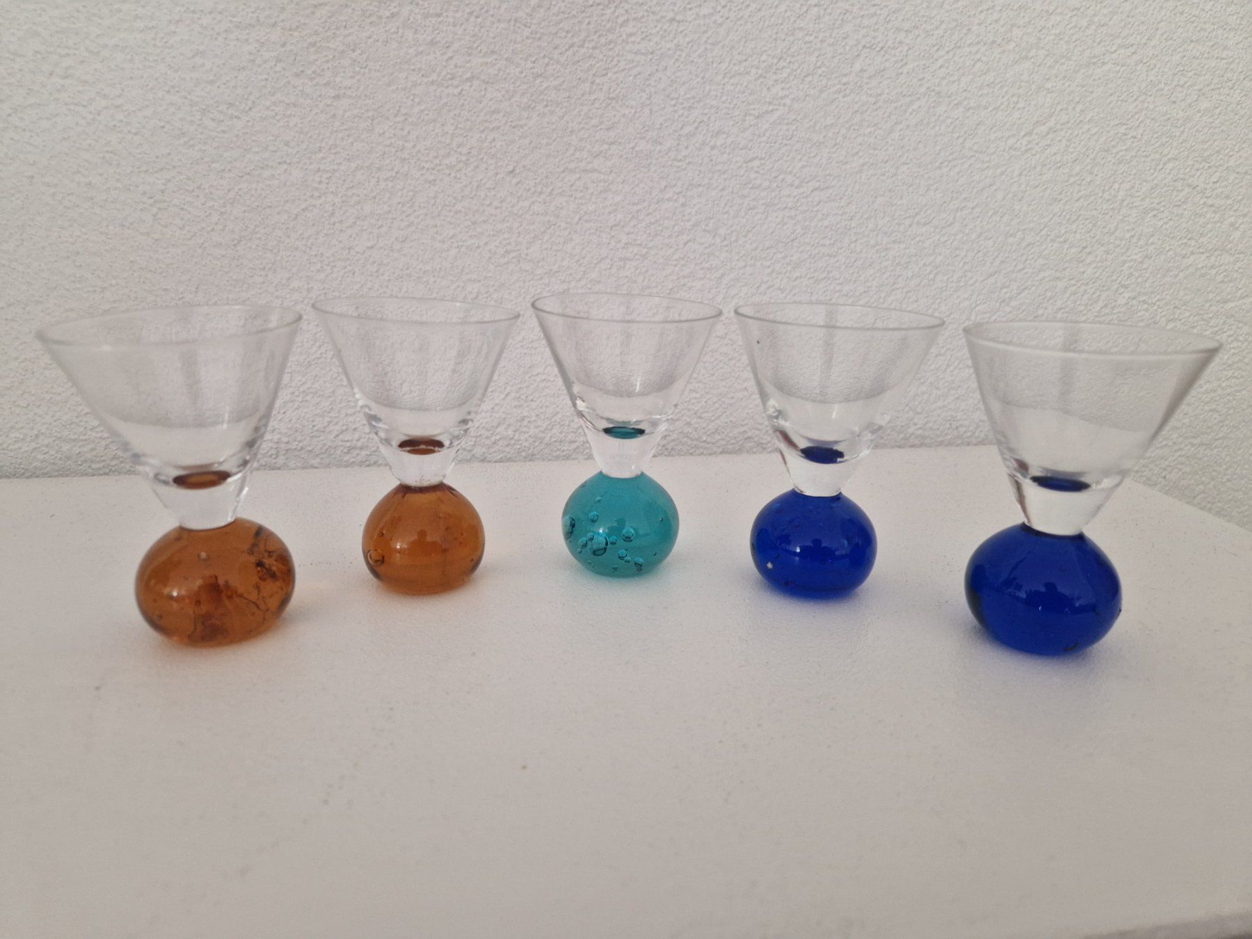 Bicchieri: 5 bunte Schnaps Gläser – Usato da Sion venduto da ericek 1