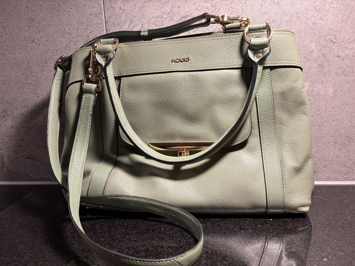 Taschen für Damen: Umhangetasche / Handtasche – Neu (gemäss Beschreibung) aus Flamatt von mar_tp2j