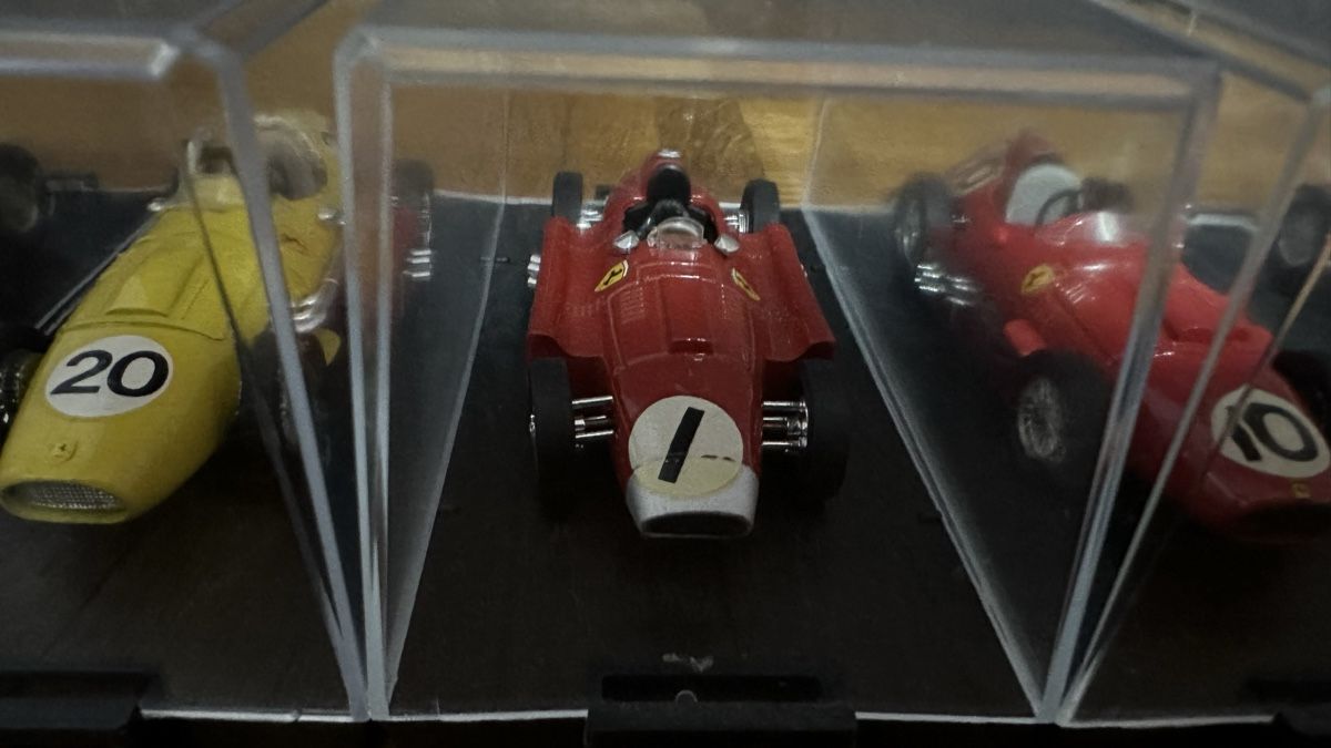 Ferrari Modellini d'auto: FERRARI / collection BRUMM – Nuovo e nell'imballaggio originale da Ecublens VD venduto da acbox2000 7